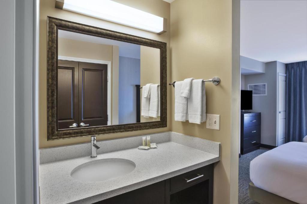 Staybridge Suites - Benton Harbor-St. Joseph By Ihg Экстерьер фото